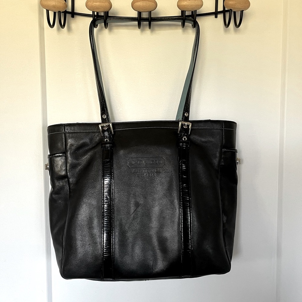 Coach 90s Black Leather Shoulder Bag - Picture 3 of 16